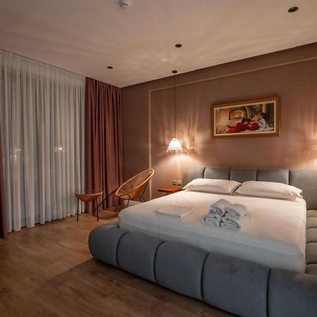 Juer Hotel Bajkaj Екстериор снимка