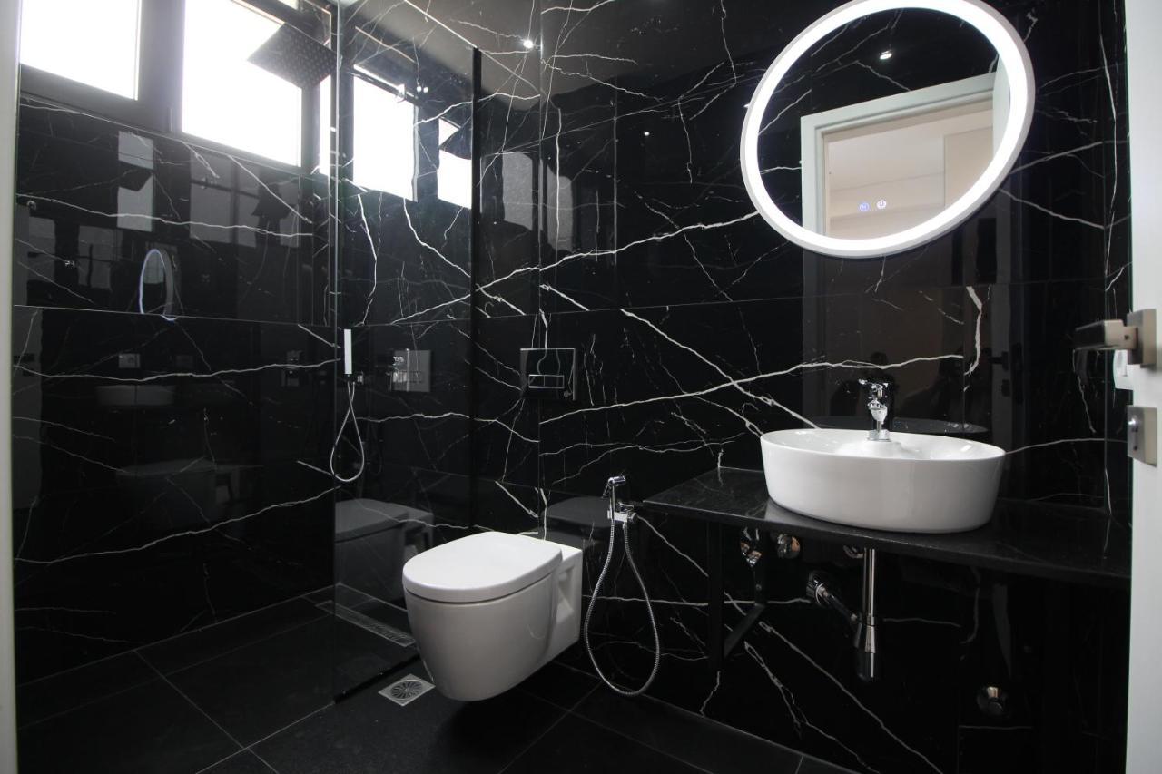 Juer Hotel Bajkaj Екстериор снимка