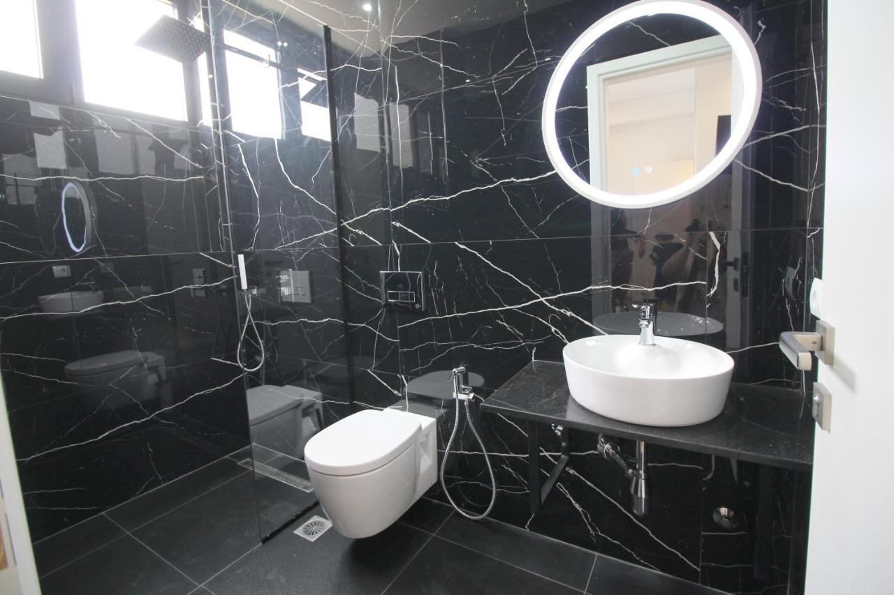 Juer Hotel Bajkaj Екстериор снимка
