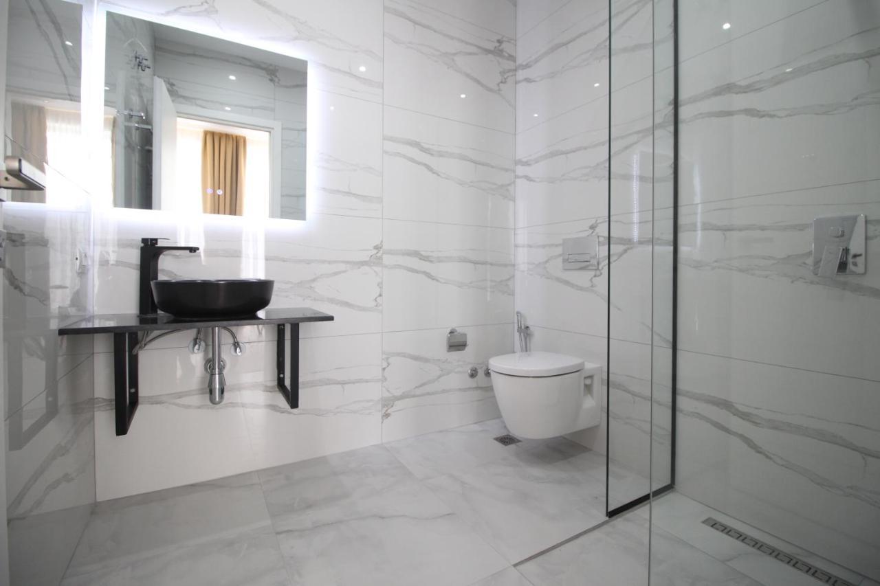 Juer Hotel Bajkaj Екстериор снимка