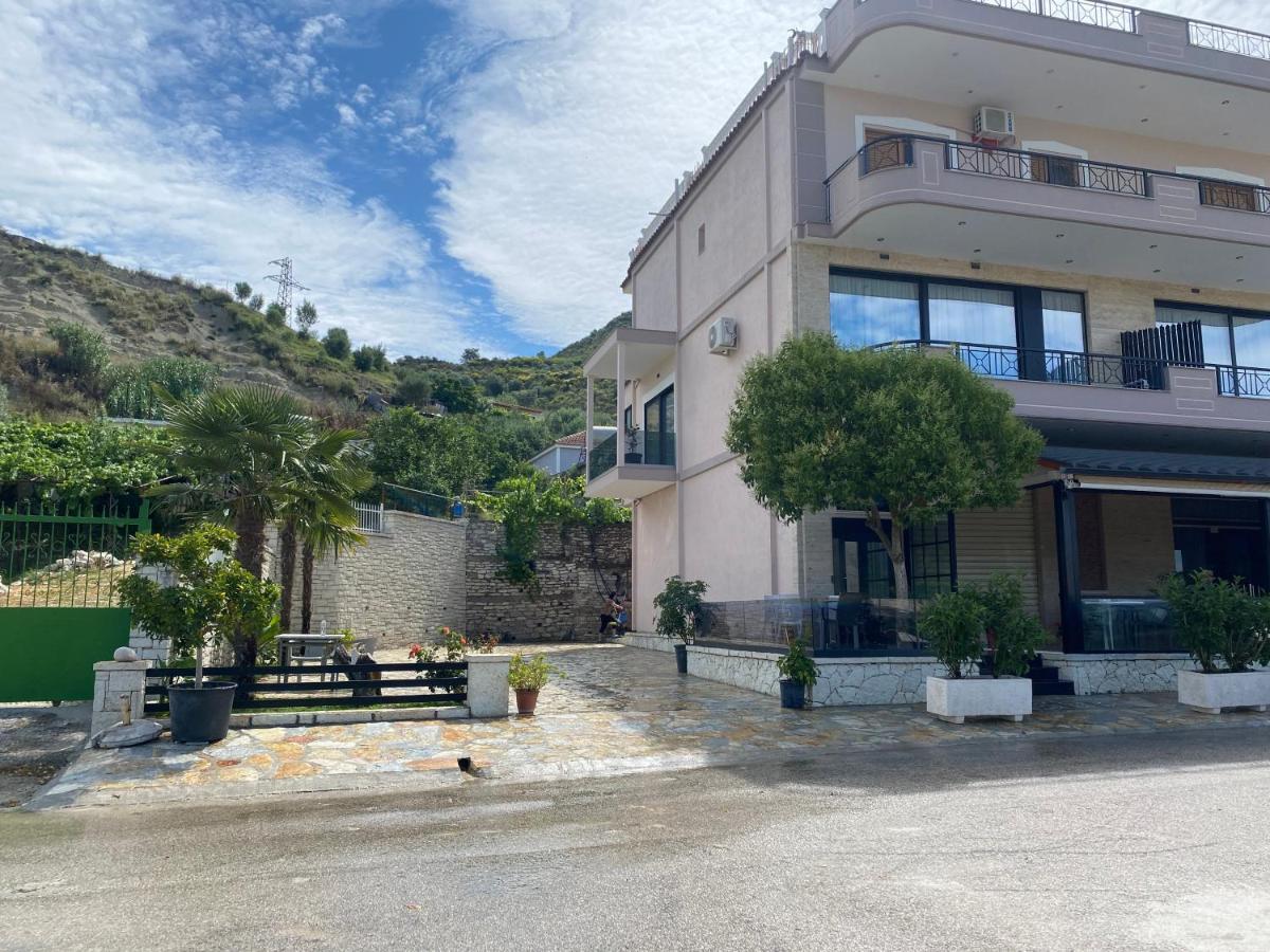 Juer Hotel Bajkaj Екстериор снимка