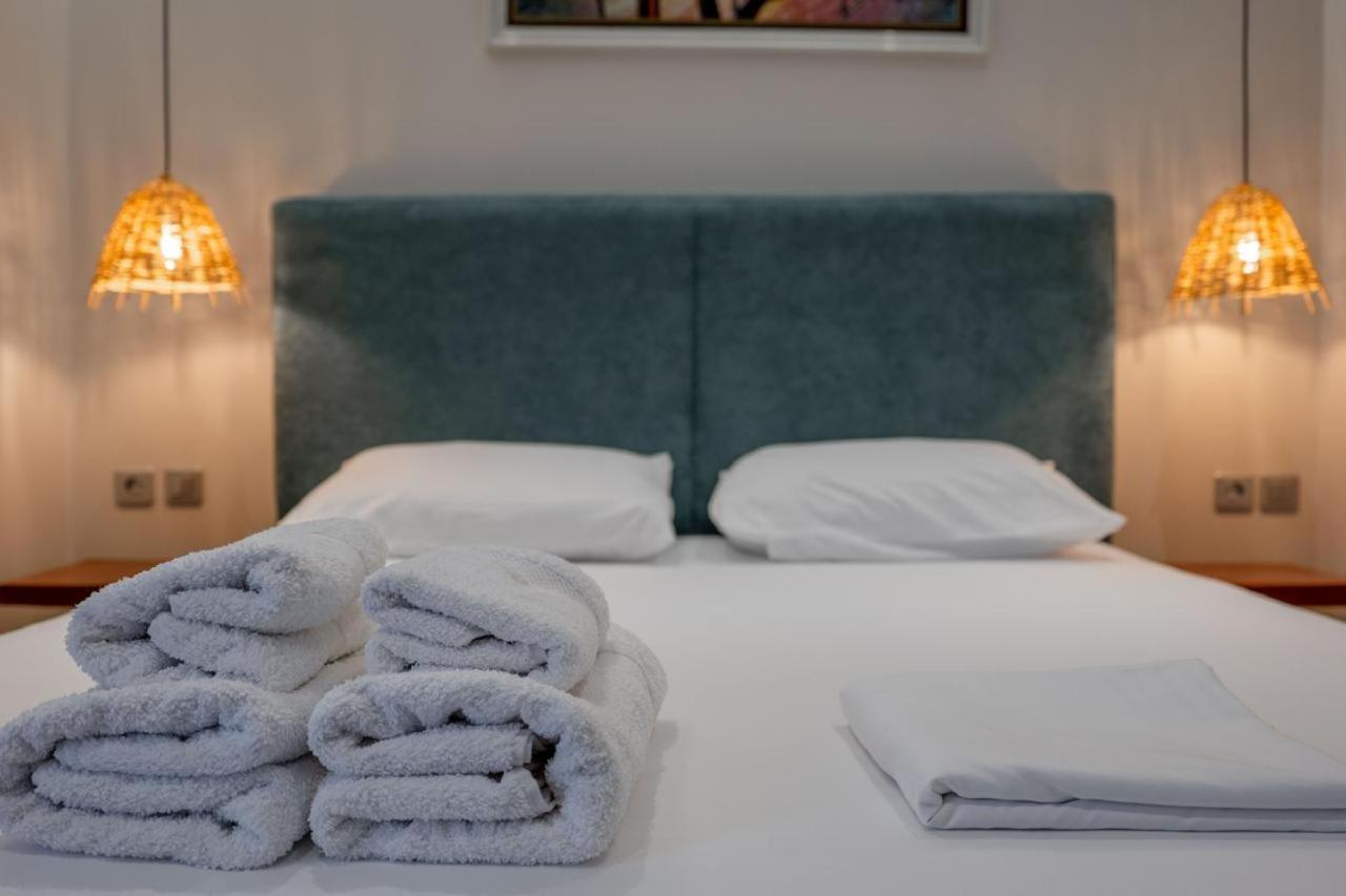 Juer Hotel Bajkaj Екстериор снимка