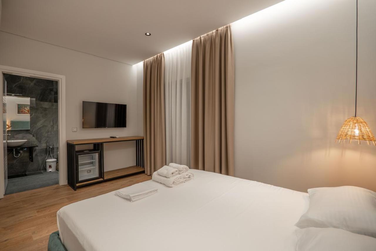Juer Hotel Bajkaj Екстериор снимка