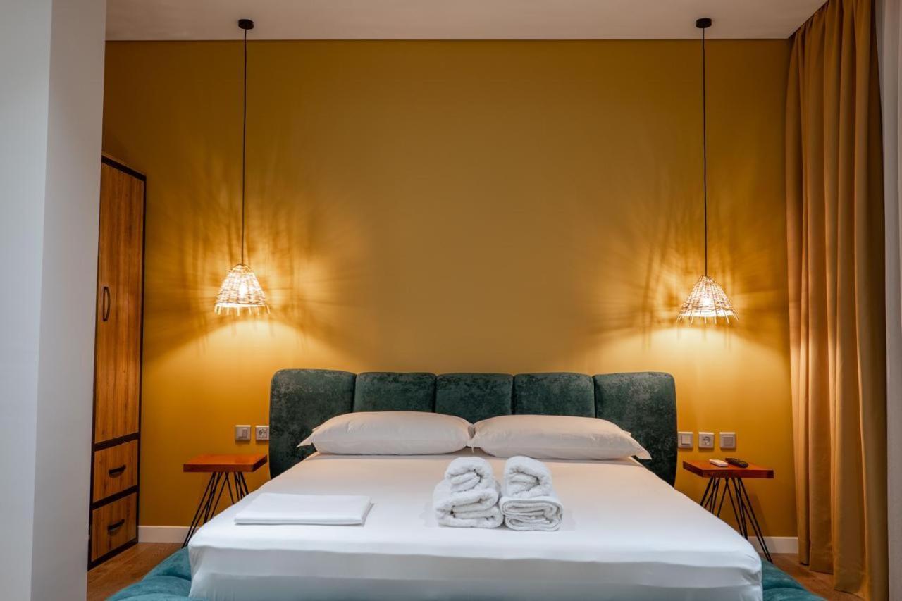 Juer Hotel Bajkaj Екстериор снимка