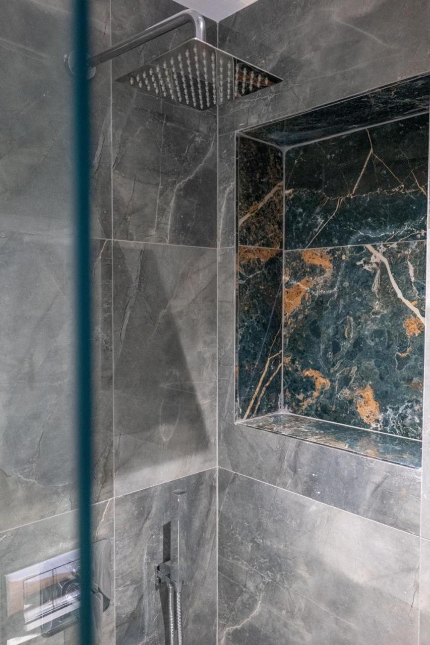 Juer Hotel Bajkaj Екстериор снимка
